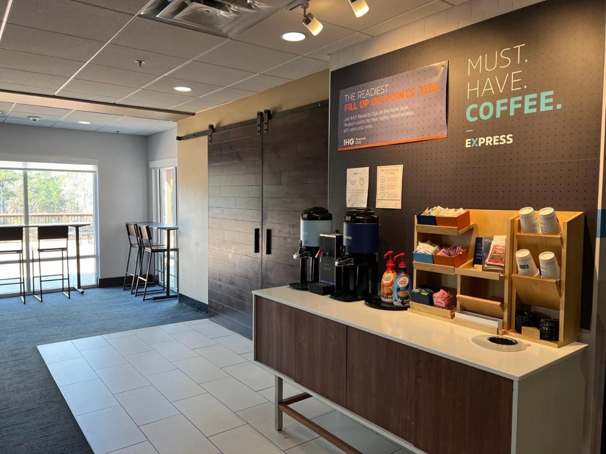 Holiday Inn Express Hotel & Suites Atlanta Airport West - Camp Creek By Ihg Exteriér fotografie