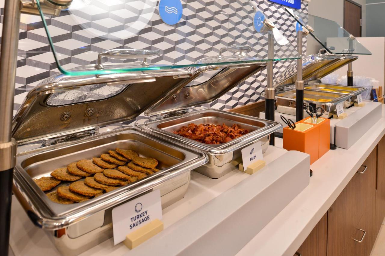 Holiday Inn Express Hotel & Suites Atlanta Airport West - Camp Creek By Ihg Exteriér fotografie