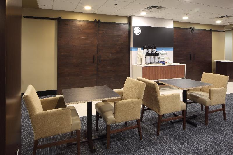 Holiday Inn Express Hotel & Suites Atlanta Airport West - Camp Creek By Ihg Exteriér fotografie